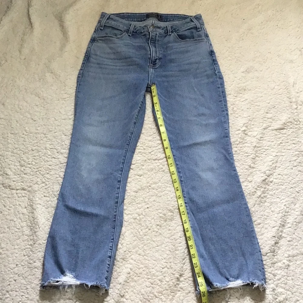 🌸 Abercrombie 🌴 Simone high rise fray hem ankle Jeans - Picture 9 of 13